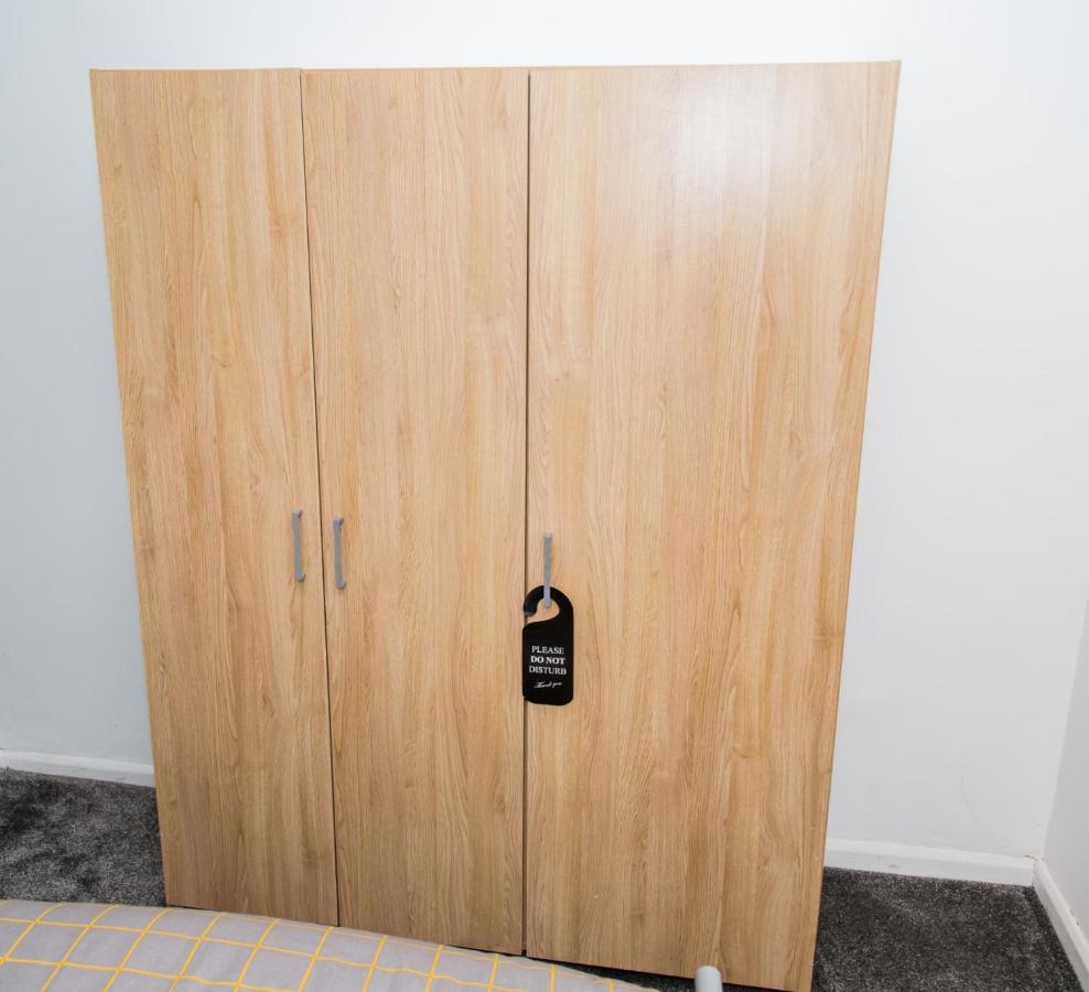 The Kensington House - Contemporary In Apartment Nottingham